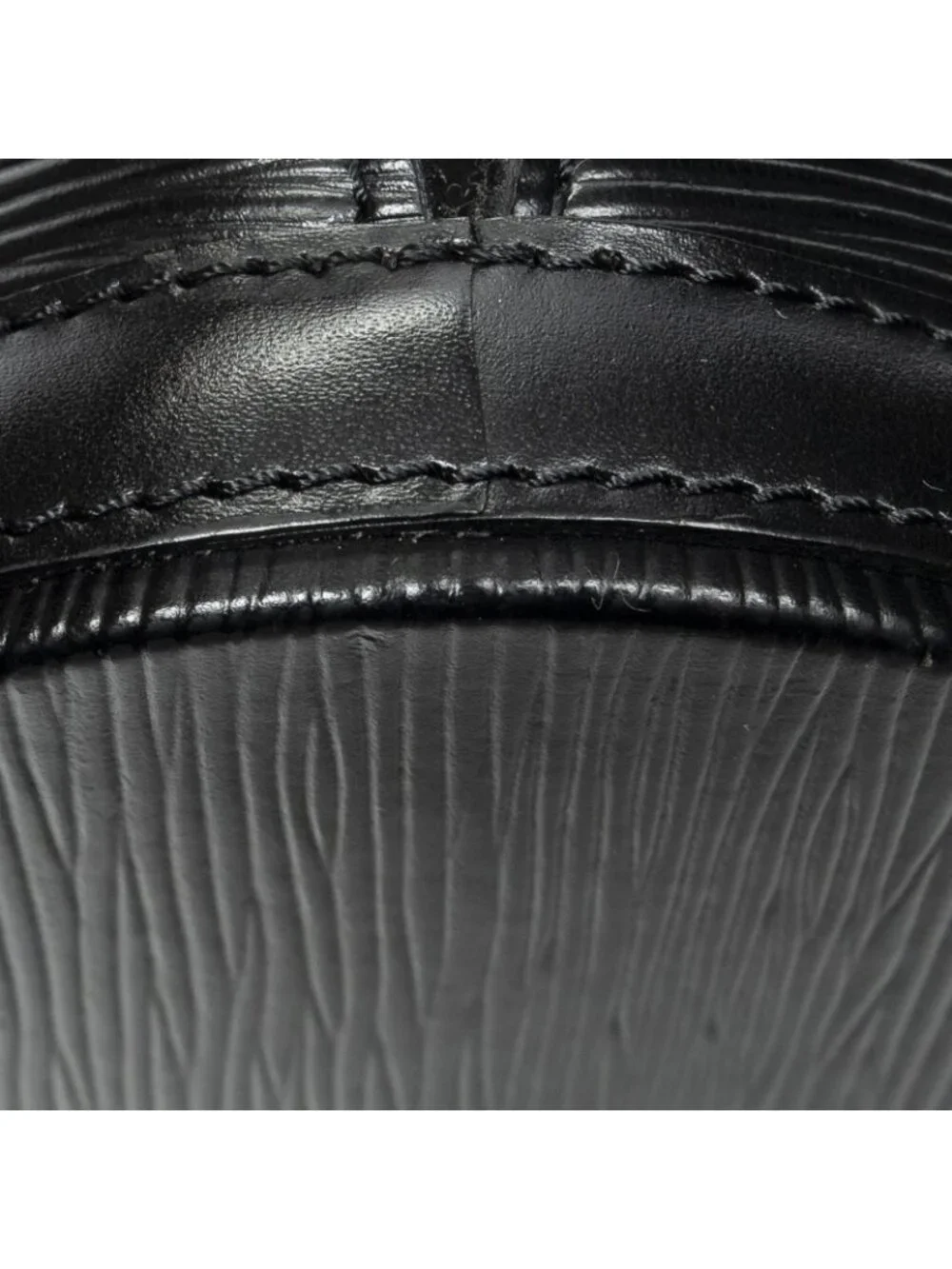 Louis Vuitton Cluny Black Epi Shoulder
